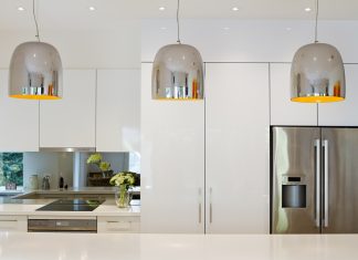 Verlichtingstrends 2023: van minimalistisch tot bohemian chic hanglampen